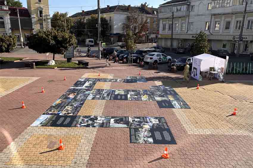 У Хмельницькому облаштували одноденну фотовиставку «Крим очима громадянських журналістів: 10 років у неволі»