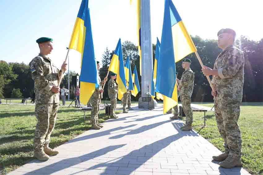 На Хмельниччині відзначають День Державного Прапора України