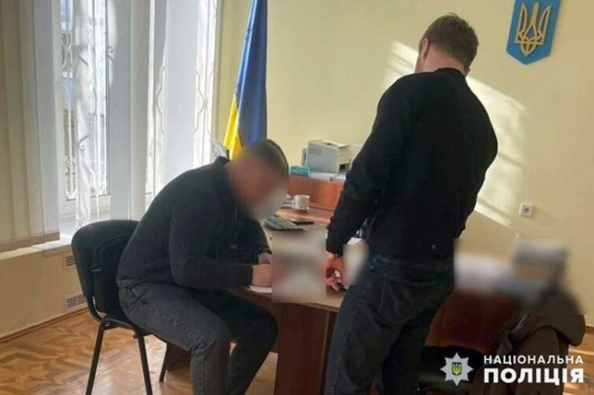 На Хмельниччині ошуканець підробив документи та заволодів дроном вартістю понад 200 тисяч гривень