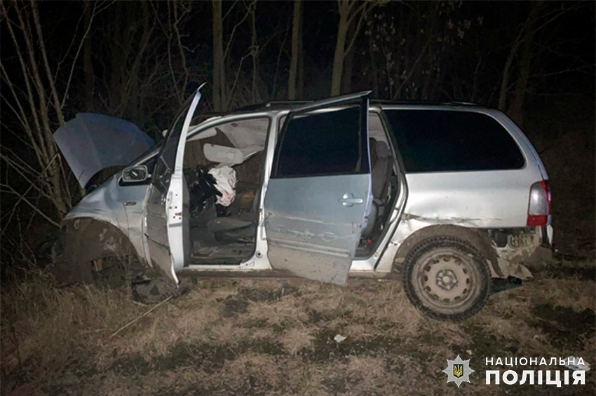 Зіткнувся з відбійником: на Хмельниччині затримали п'яного водія, який спричинив смертельну ДТП